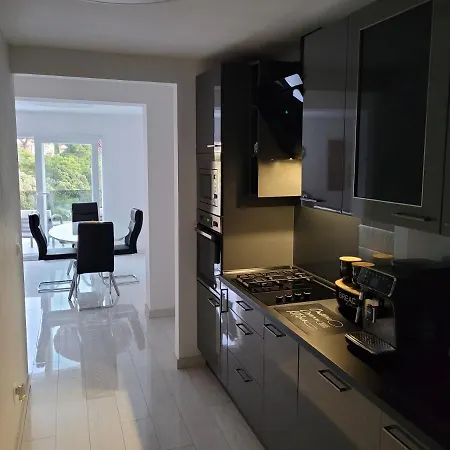 Dragovoda Bay * Uble