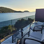 Dragovoda Bay *