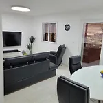 Dragovoda Bay דירה *