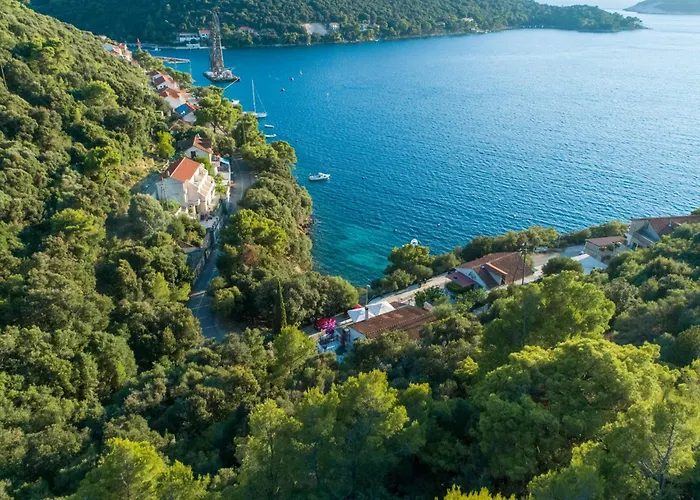 Dragovoda Bay Апартаменты Убли